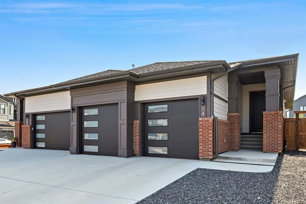 14 Cranbrook Common SE, Calgary — photo 3 of 47