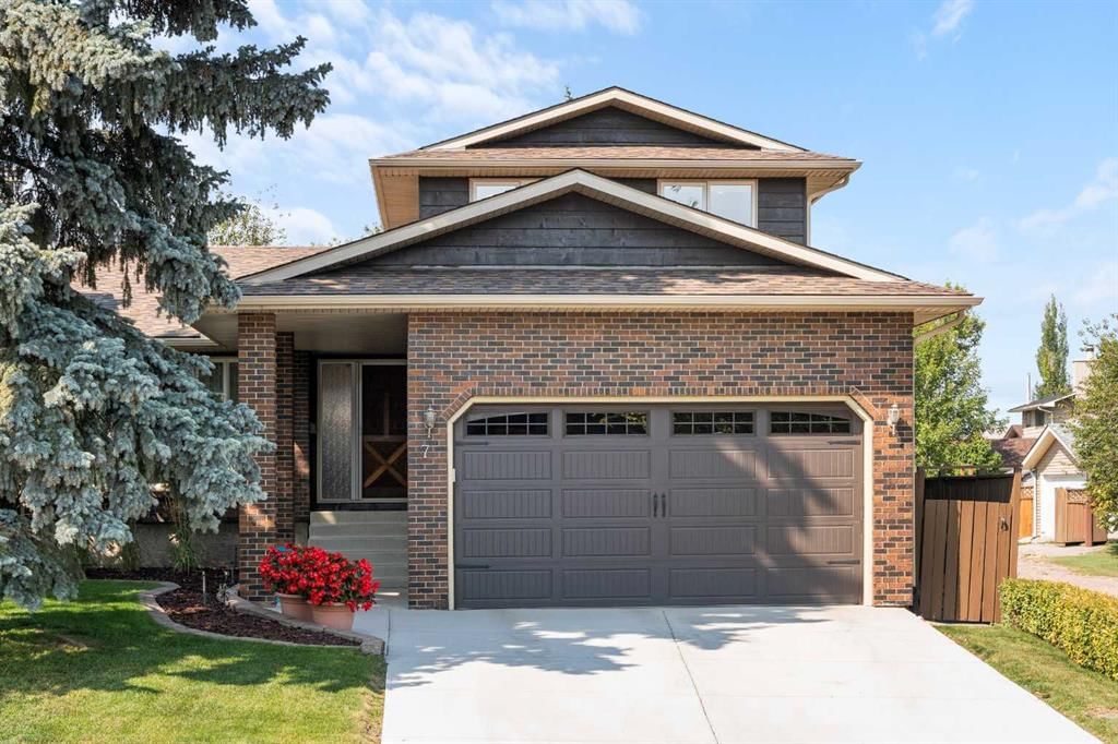 7 Bernard Place NW, Calgary — main listing photo