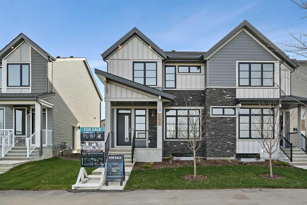7035 Rangeview Avenue SE, Calgary — main listing photo
