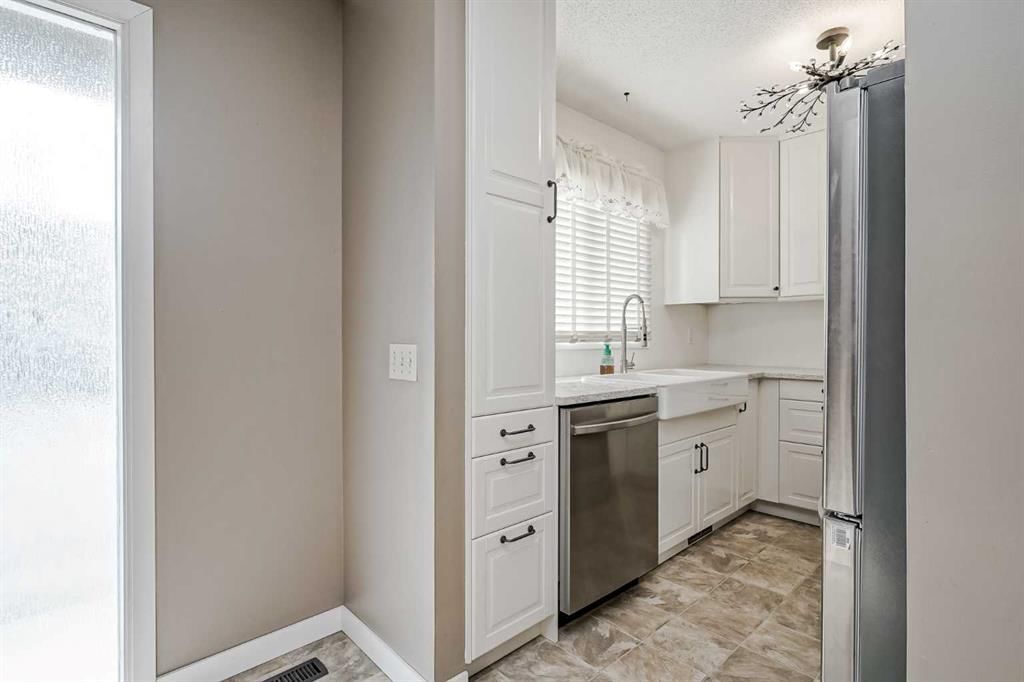 207, 5340 17 Avenue SW, Calgary — photo 4 of 30
