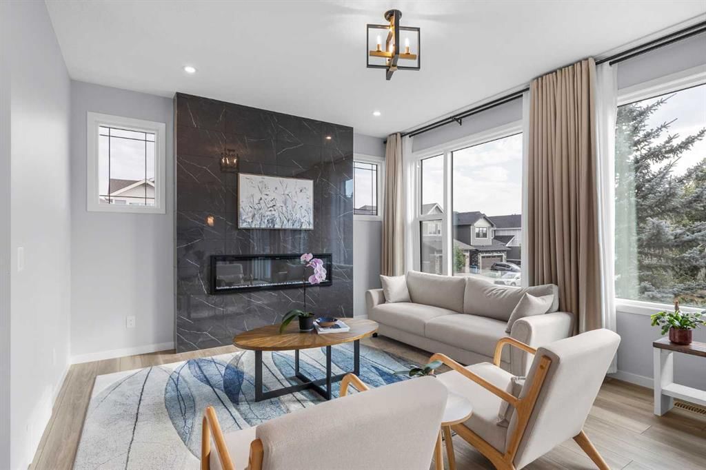 10 West Grove Common SW, Calgary — photo 2 of 50
