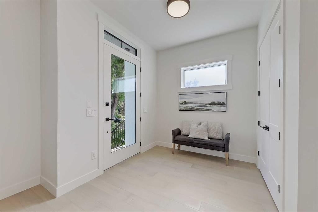 737 36 Street NW, Calgary — photo 2 of 50