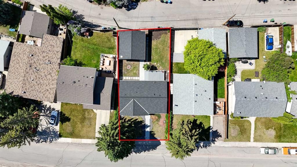 1344 Lake Michigan Crescent SE, Calgary — photo 4 of 48