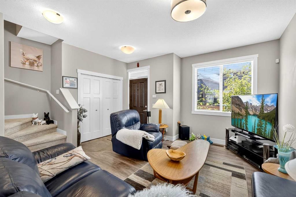 523 Evanston Manor NW, Calgary — photo 2 of 35