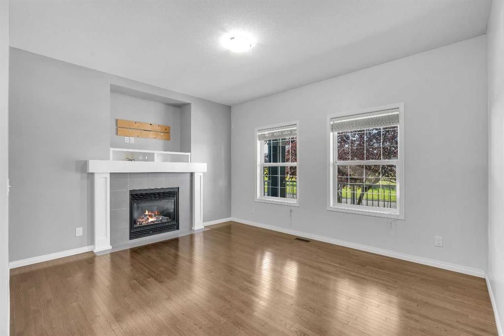 83 Copperpond Square SE, Calgary — photo 4 of 50