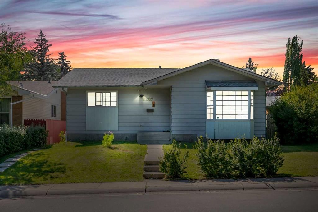 2207 48 Street NE, Calgary — main listing photo