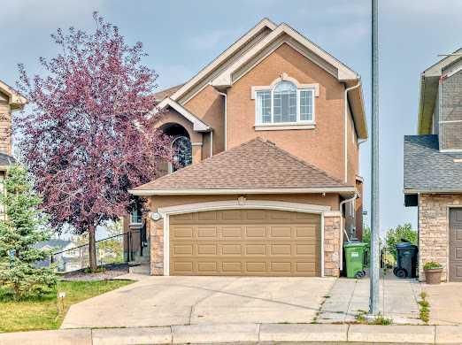 233 Pantego Road NW, Calgary — main listing photo