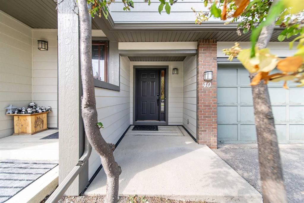 40, 185 Woodridge Drive SW, Calgary — photo 3 of 46