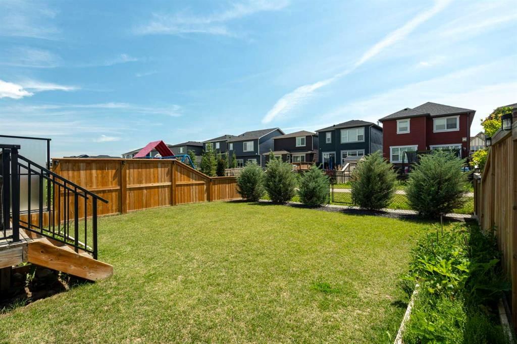41 Belmont Common SW, Calgary — photo 3 of 48