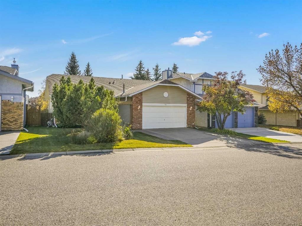 76 Wood Valley Rise SW, Calgary — main listing photo