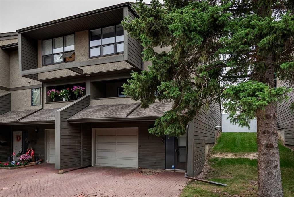 701, 4935 Dalton Drive NW, Calgary — main listing photo