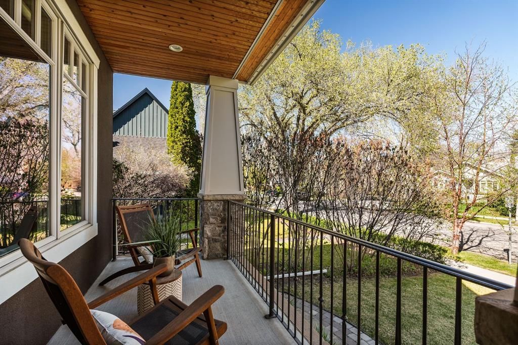 3025 3 Street SW, Calgary — photo 4 of 49