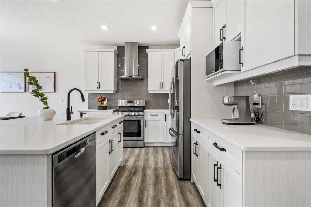 845 Seton Circle SE, Calgary — main listing photo