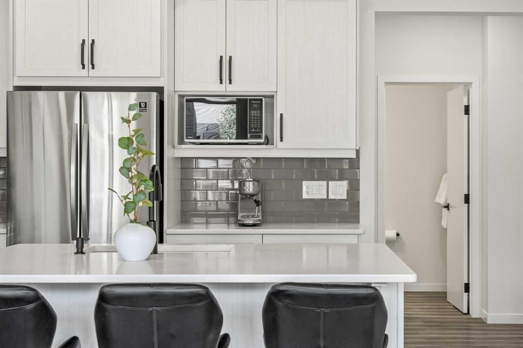 845 Seton Circle SE, Calgary — photo 5 of 50