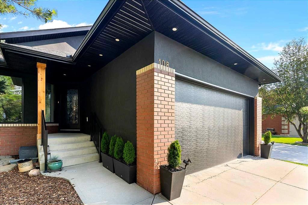 108 Citadel Park NW, Calgary — photo 2 of 37