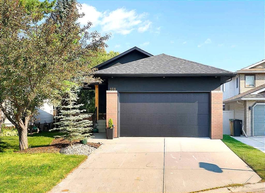 108 Citadel Park NW, Calgary — photo 3 of 37