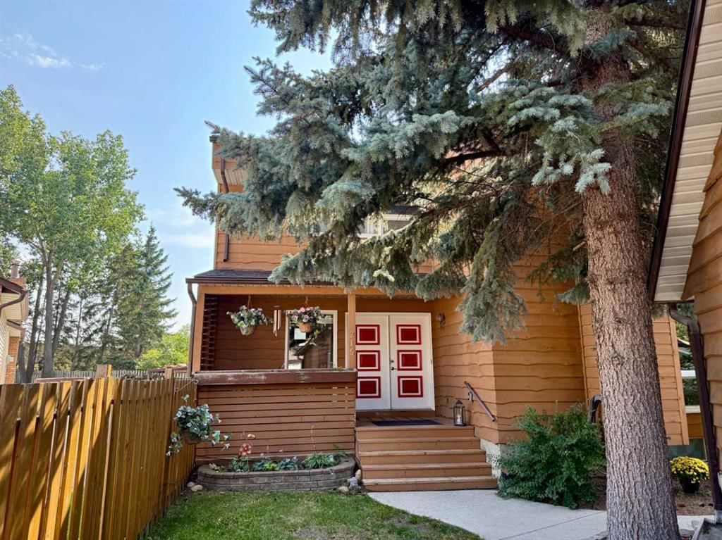 215 Ranchview Court NW, Calgary — photo 3 of 45