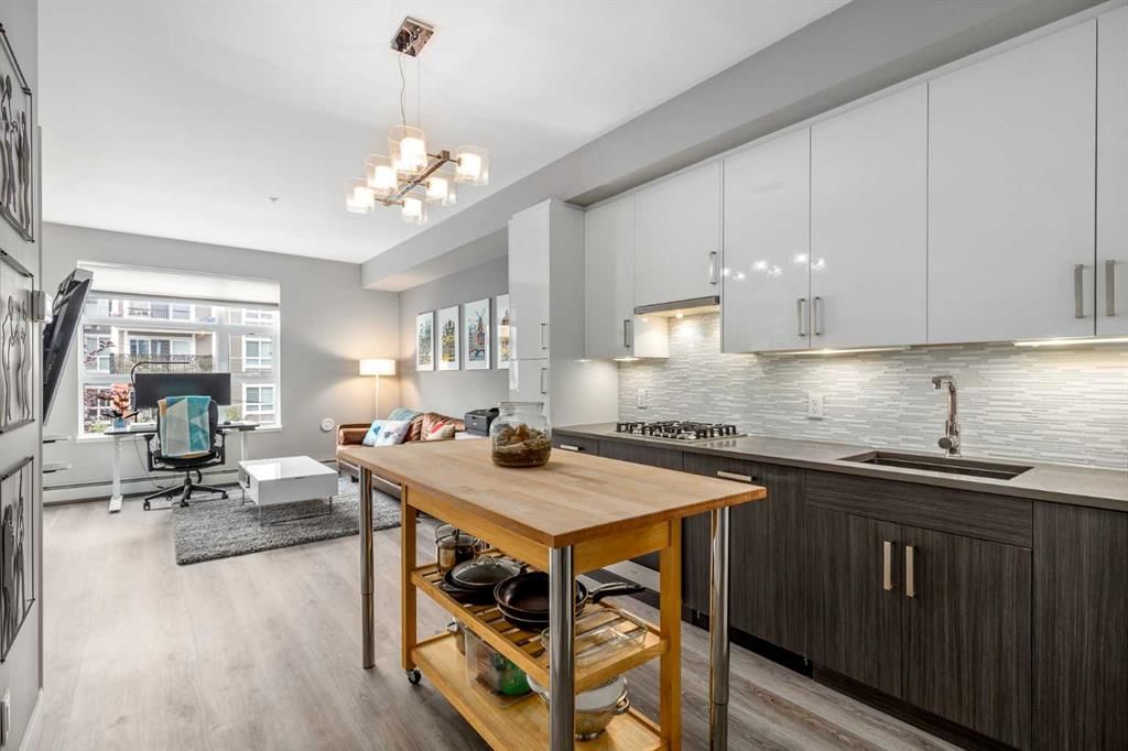 311, 515 4 Avenue NE, Calgary — photo 4 of 37
