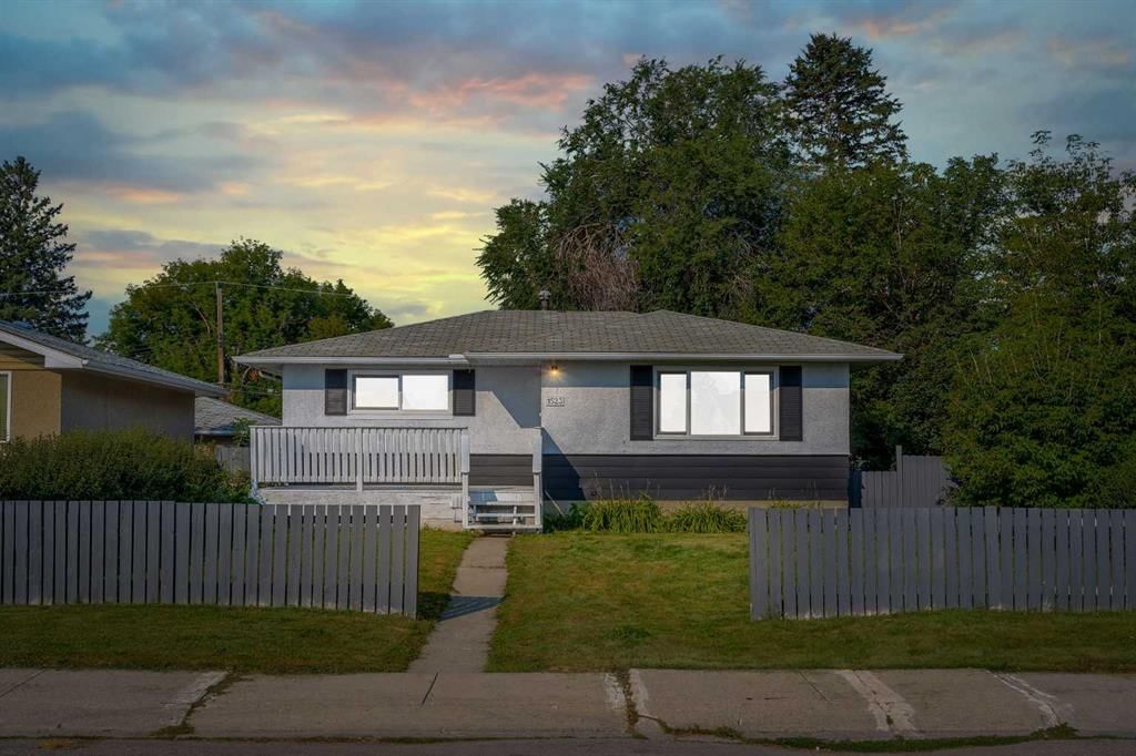 1523 48 Street SE, Calgary — main listing photo