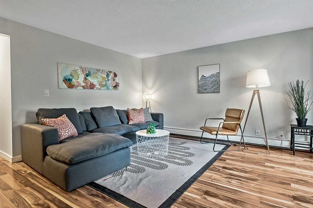7, 1607 26 Avenue SW, Calgary — photo 5 of 28