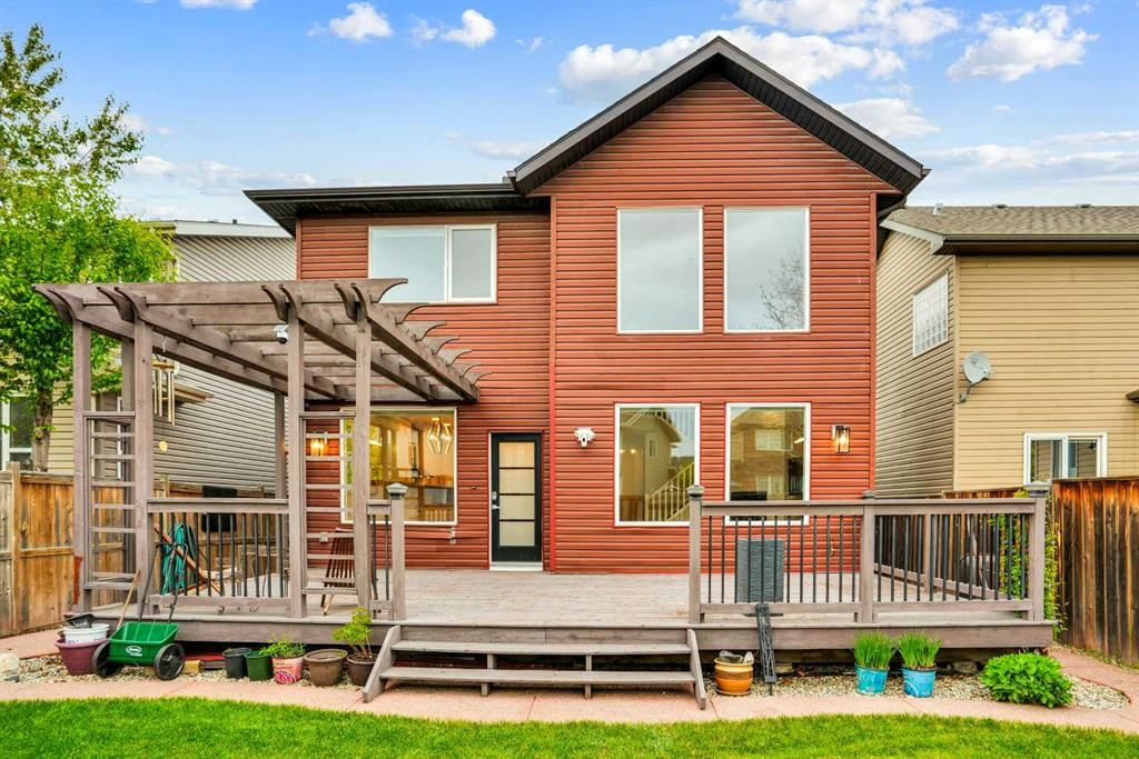 193 Auburn Bay Boulevard SE, Calgary — photo 3 of 50