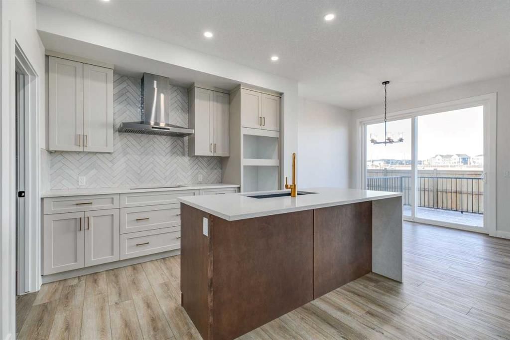 607 Buffaloberry Manor SE, Calgary — photo 4 of 28