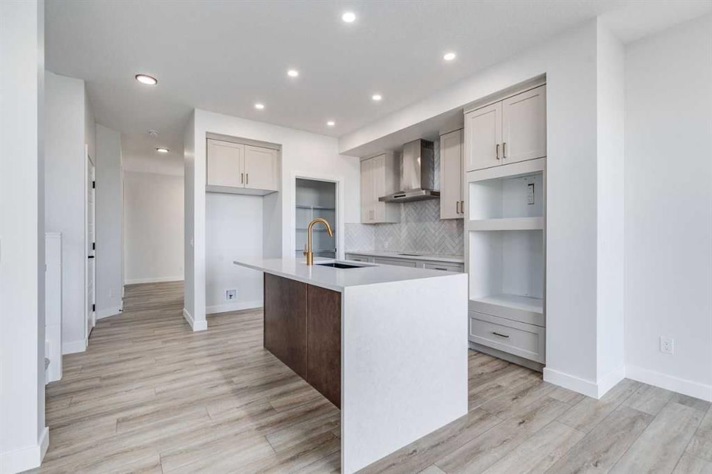 607 Buffaloberry Manor SE, Calgary — photo 5 of 28