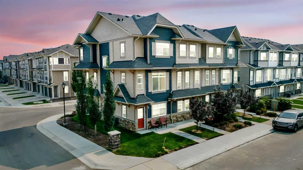 239 Legacy Common SE, Calgary — photo 2 of 40
