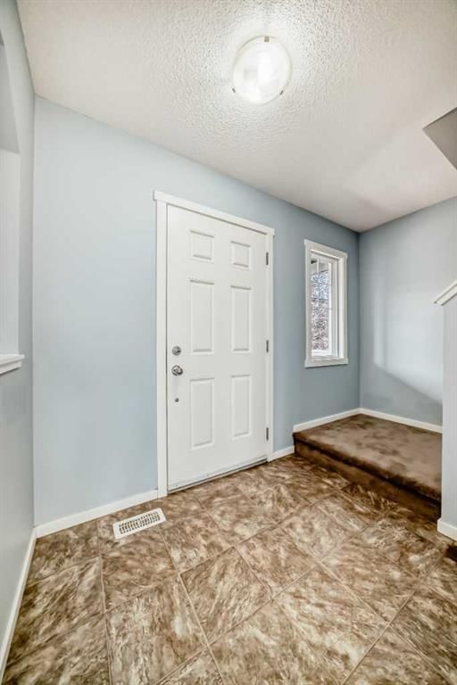 57 Brightoncrest Heights, Calgary — photo 4 of 46