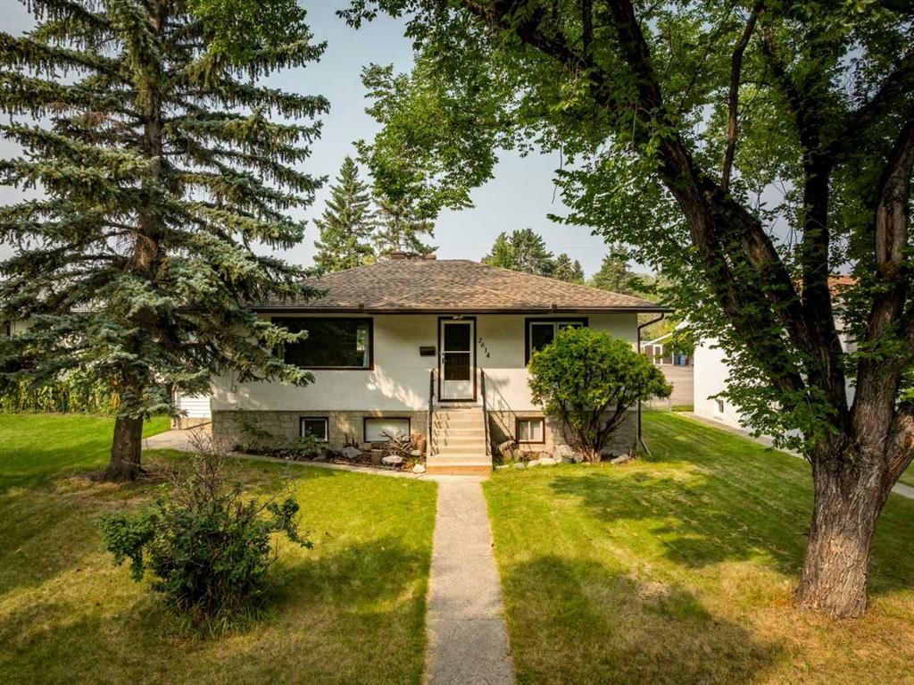 2614 1 Avenue NW, Calgary — photo 3 of 41