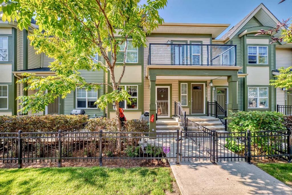 1130 Mckenzie Towne Row SE, Calgary — main listing photo