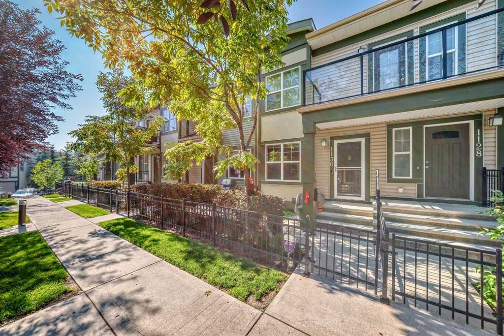 1130 Mckenzie Towne Row SE, Calgary — photo 2 of 23