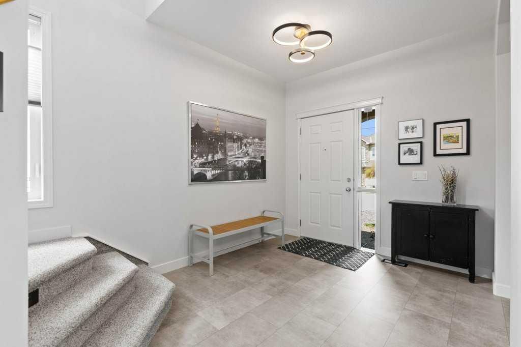 23 Cranleigh Close SE, Calgary — photo 4 of 50
