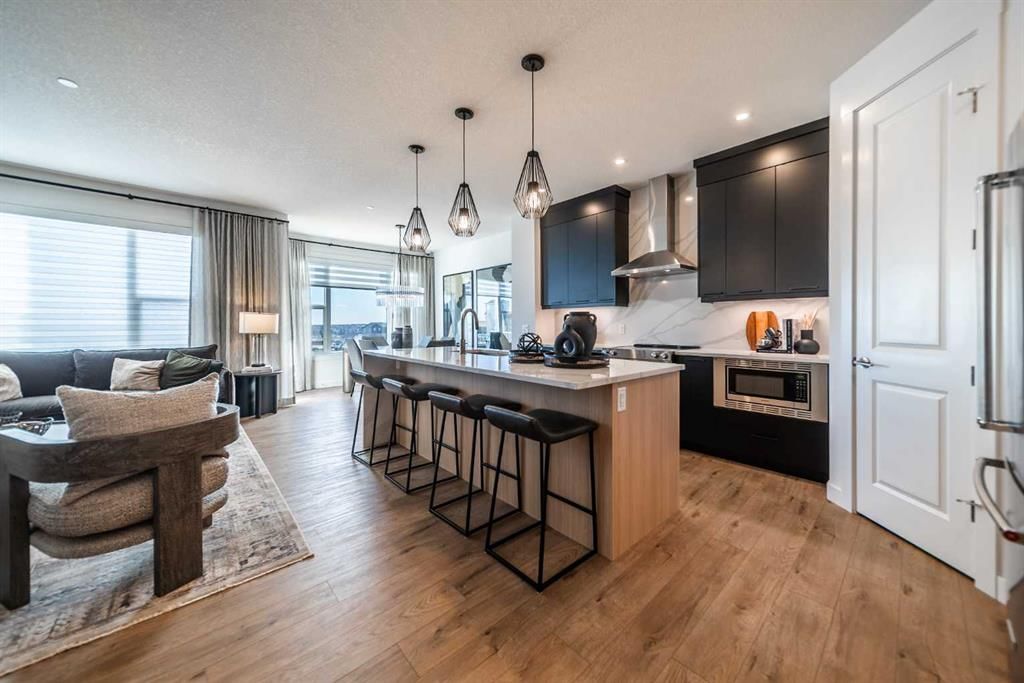 203 Lucas Common NW, Calgary — photo 3 of 34