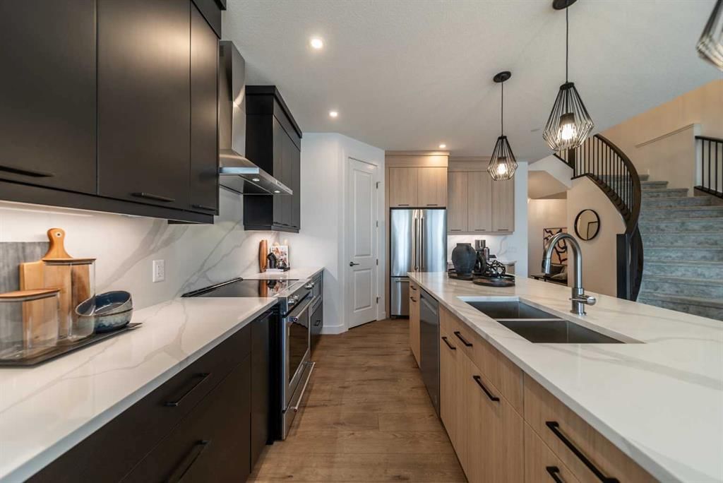 203 Lucas Common NW, Calgary — photo 5 of 34