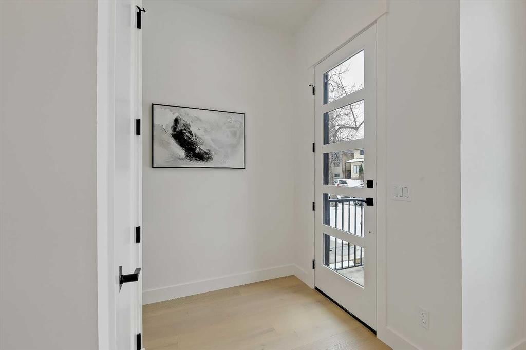 3106 43 Street SW, Calgary — photo 2 of 49
