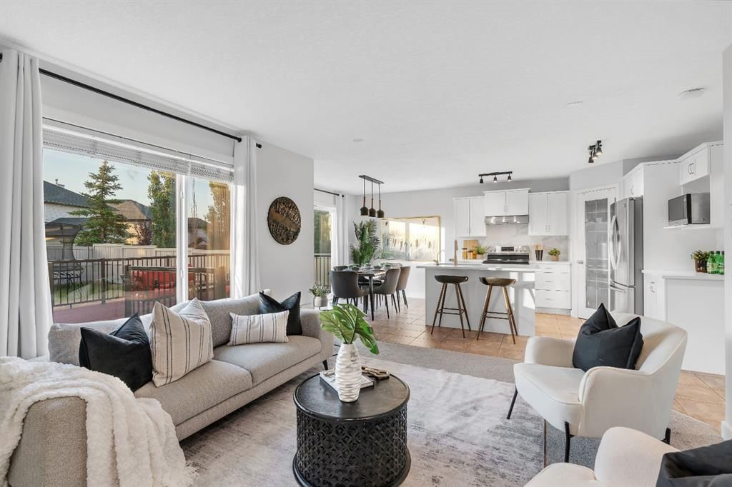 151 Kincora Drive NW, Calgary — photo 4 of 50