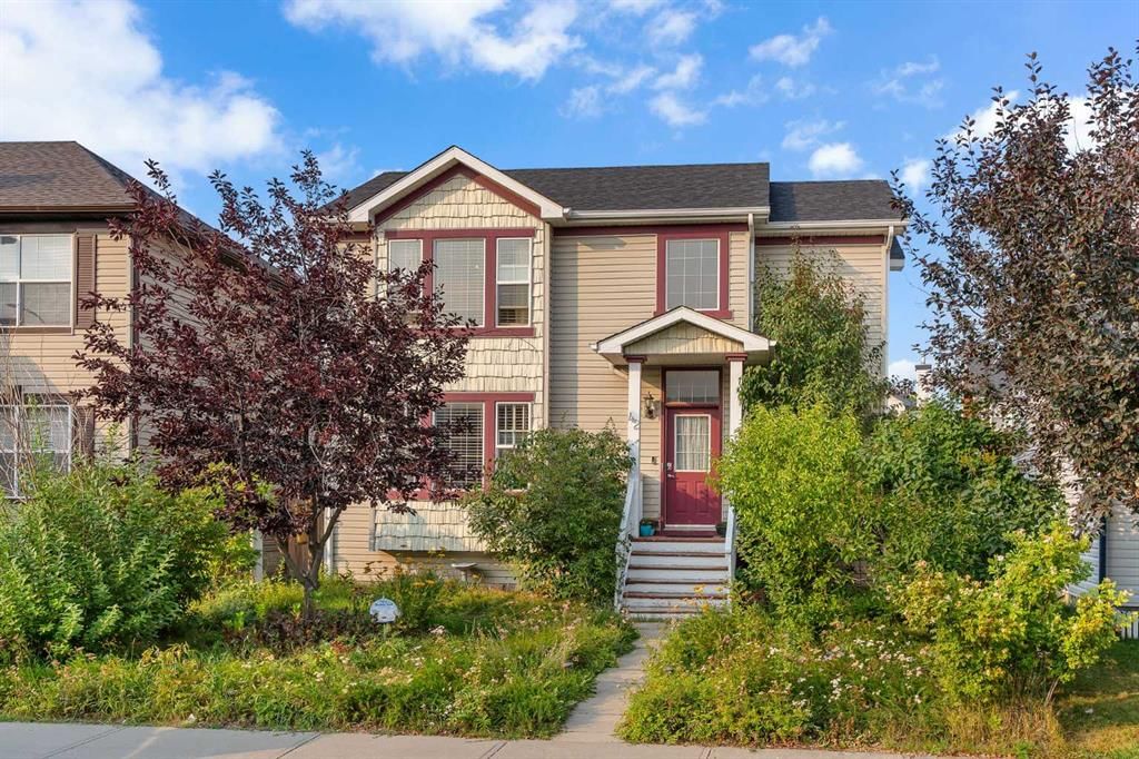 42 Martha's Haven Manor NE, Calgary — photo 2 of 35