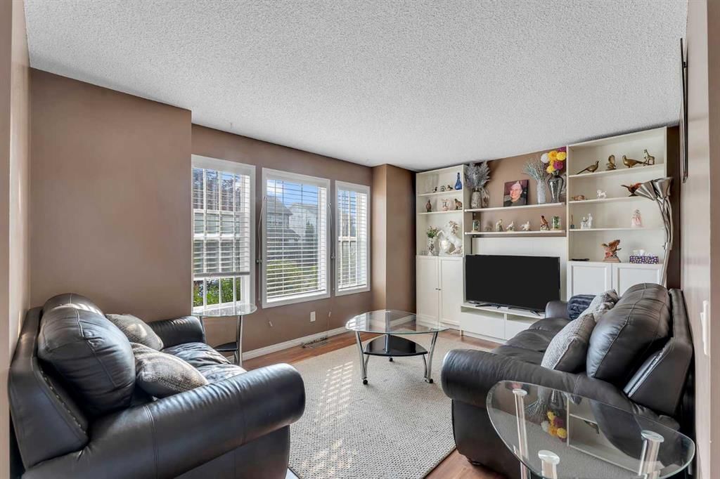 42 Martha's Haven Manor NE, Calgary — photo 5 of 35