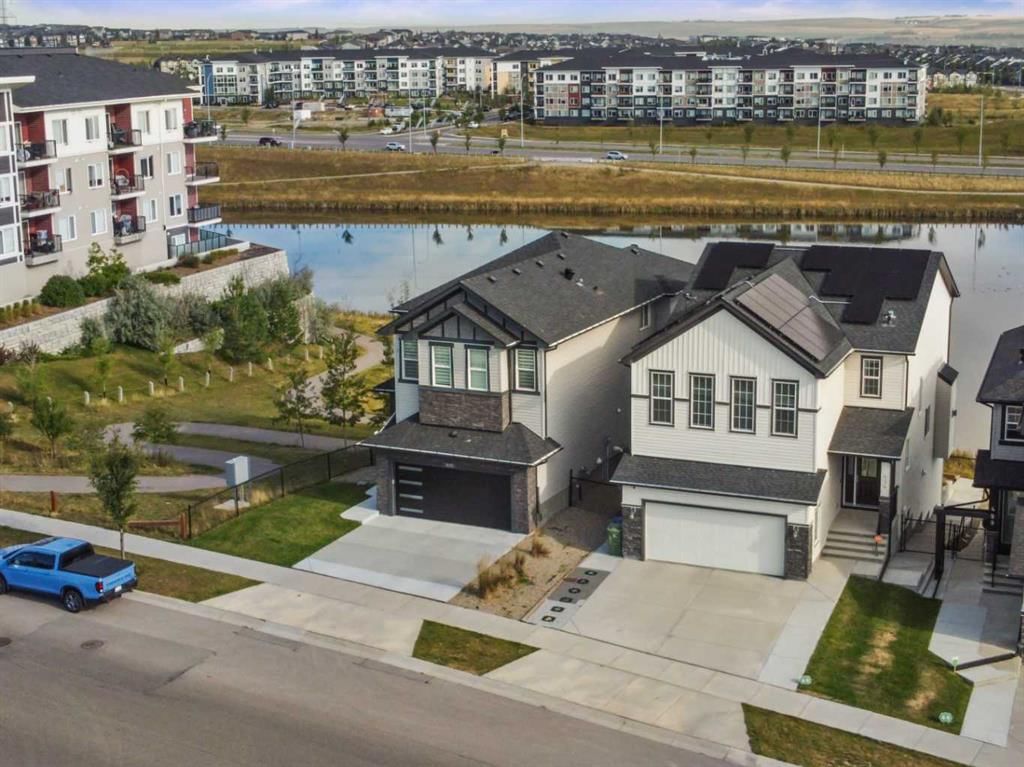 490 Sherwood Boulevard NW, Calgary — photo 2 of 50