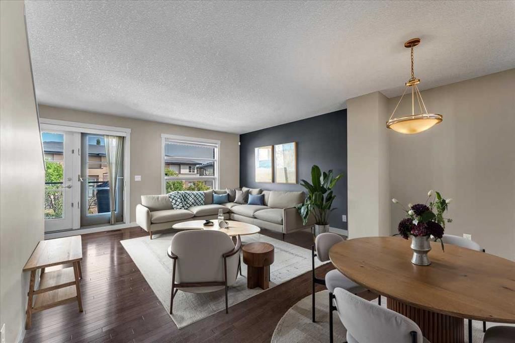 25 Aspen Hills Green SW, Calgary — photo 4 of 37
