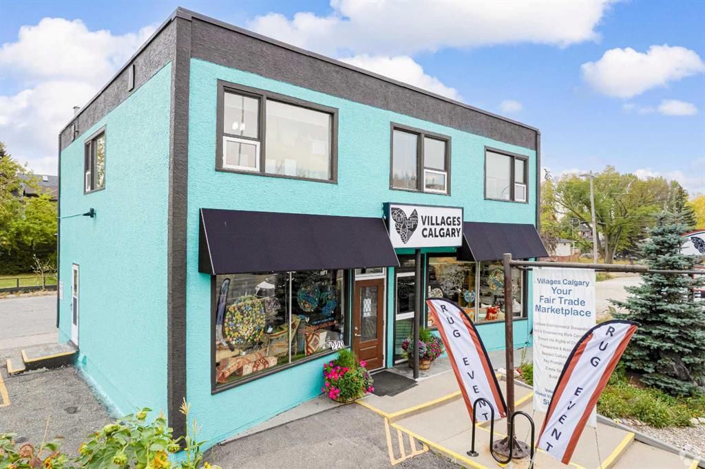 218 Crowchild Trail NW, Calgary — main listing photo