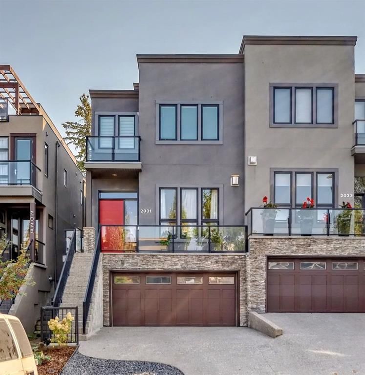 2031 28 Avenue SW, Calgary — main listing photo