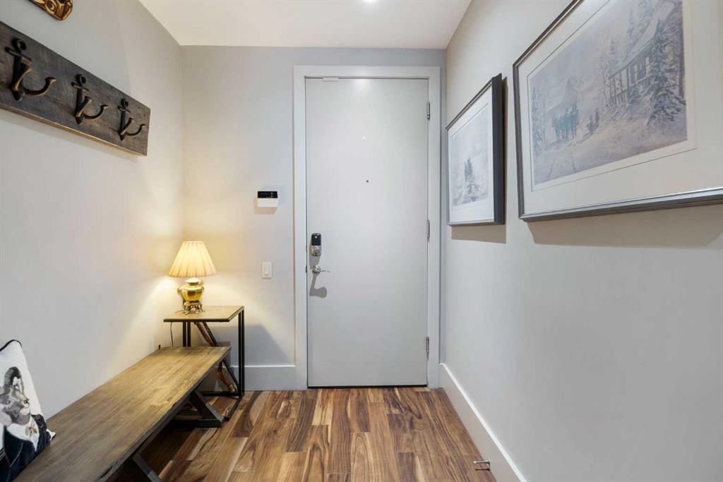 204, 1407 Kensington Close NW, Calgary — photo 5 of 46