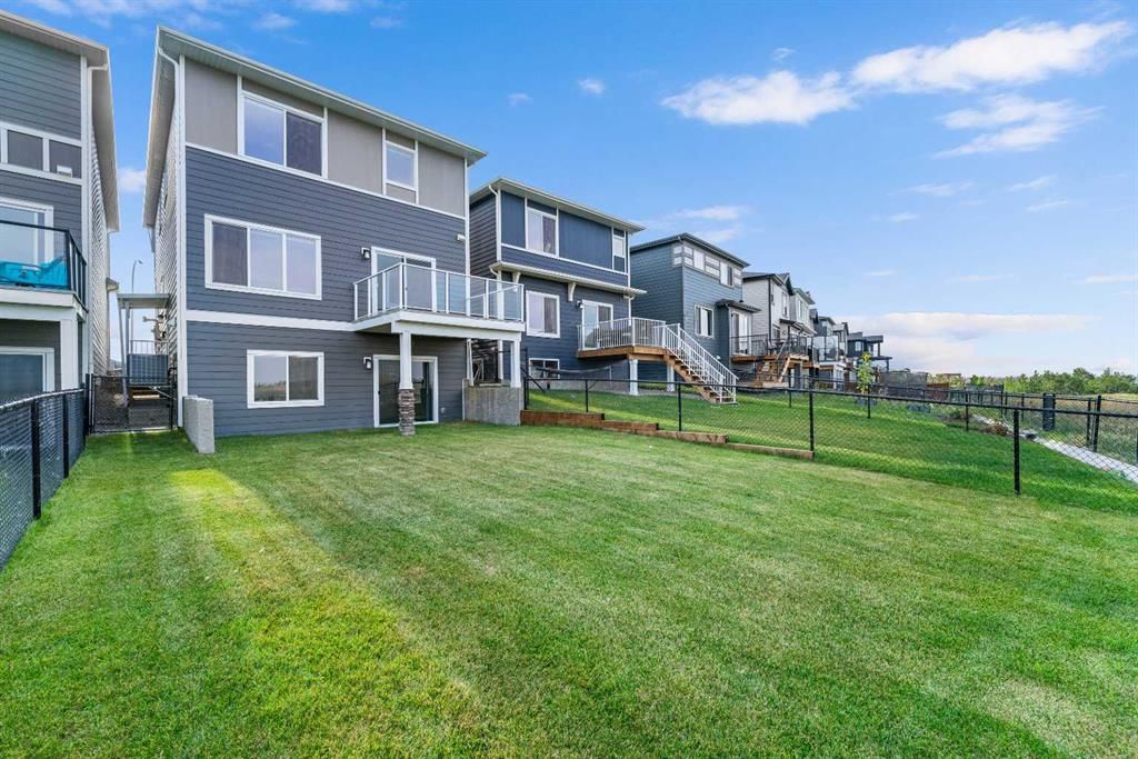 252 Walcrest View SE, Calgary — photo 2 of 50