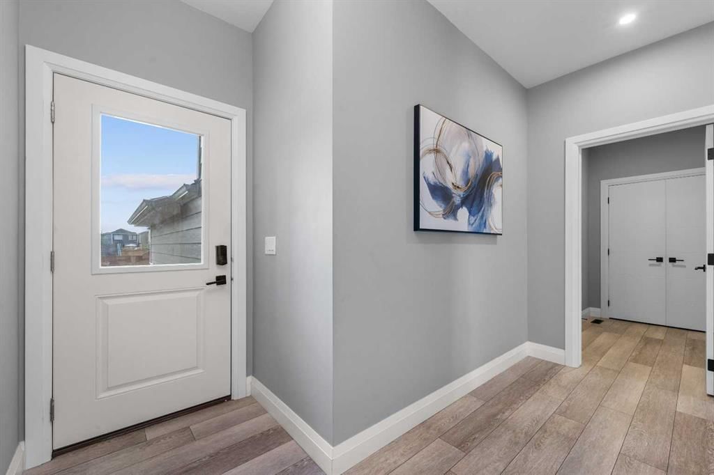 252 Walcrest View SE, Calgary — photo 4 of 50