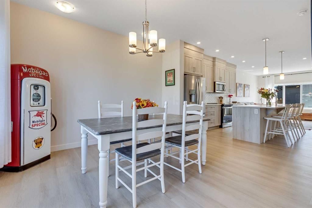 94 Silverton Glen Gate SW, Calgary — photo 3 of 39