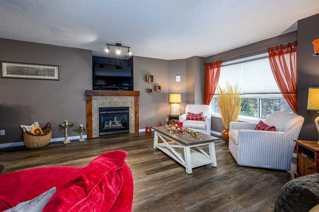 162 Citadel Mesa Close NW, Calgary — photo 4 of 32