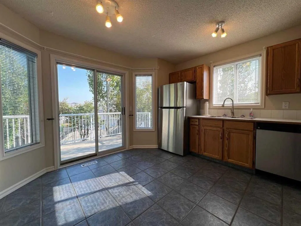 143 Harvest Glen Rise NE, Calgary — photo 2 of 50