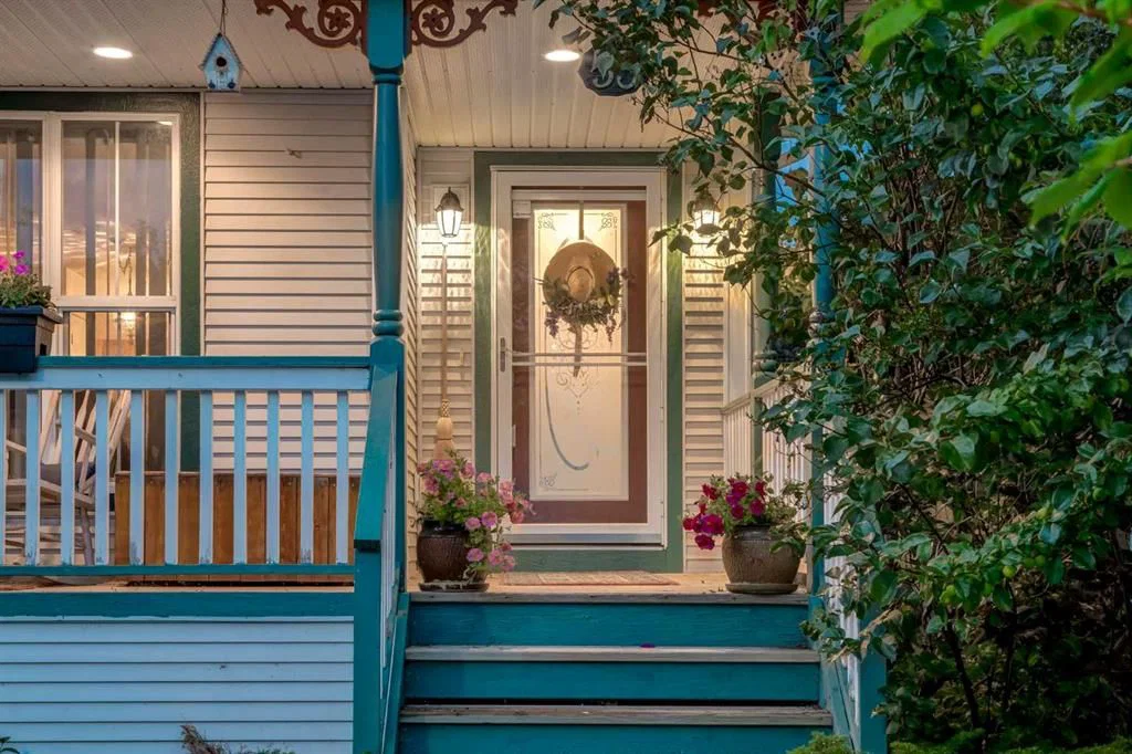 53 PRESTWICK Rise SE, Calgary — photo 3 of 40